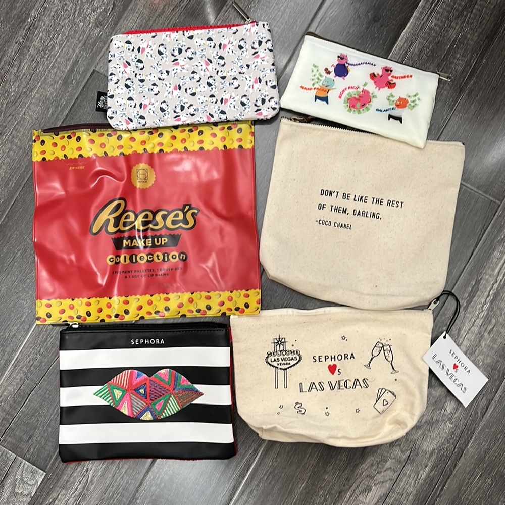 Misc set of 6 travel toiletry bags